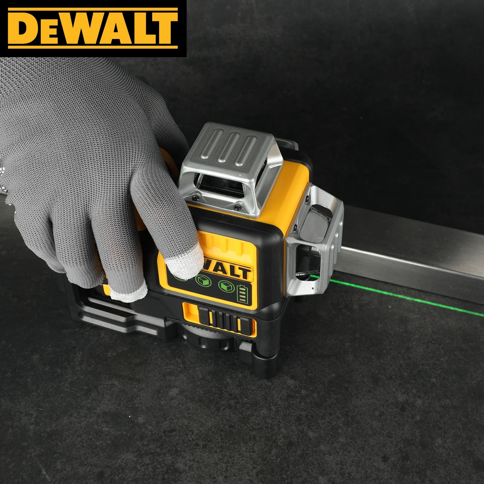 2026DEWALT DW089LG 12V MAX 3 x - Line Laser Level Magnetic Bracket のレビューと価格